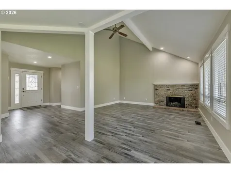 1524 NE Greensword Drive Hillsboro OR 97124