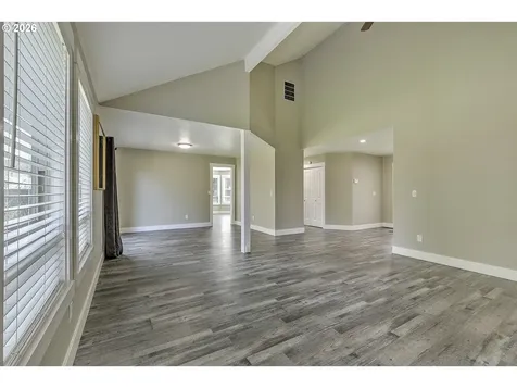 1524 NE Greensword Drive Hillsboro OR 97124