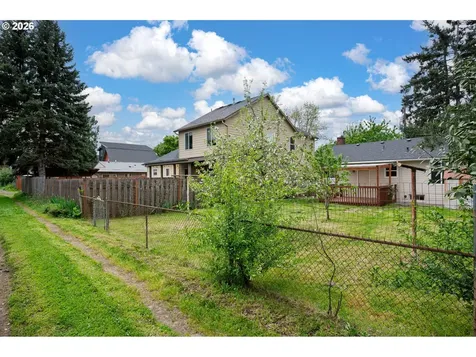 3558 SE 67th Avenue Portland OR 97206