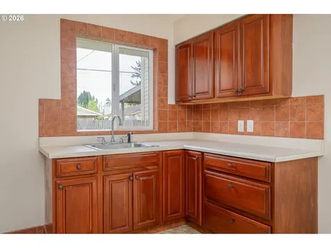 3558 SE 67th Avenue Portland OR 97206