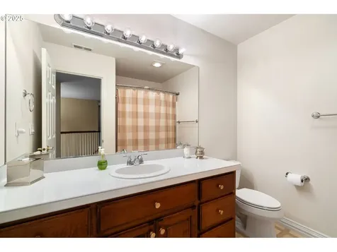 17300 NE 40th Street Vancouver WA 98682