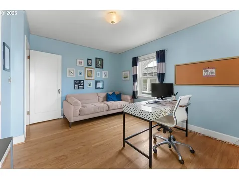 7017 NE Sacramento Street Portland OR 97213