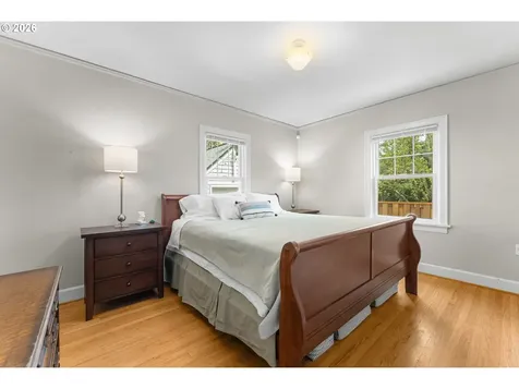 7017 NE Sacramento Street Portland OR 97213