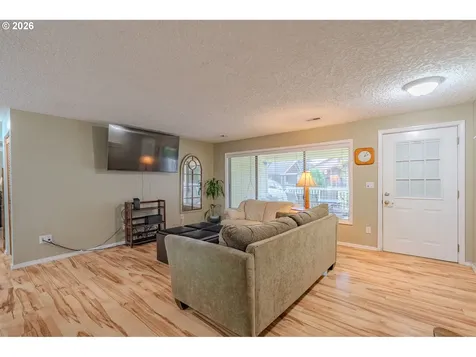 918 NW 89th Street Vancouver WA 98665