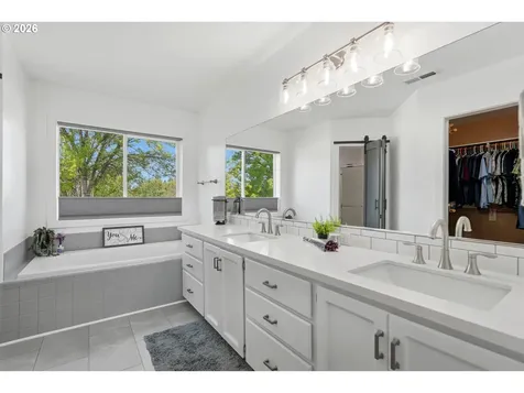 16905 SW King Richard Court Sherwood OR 97140