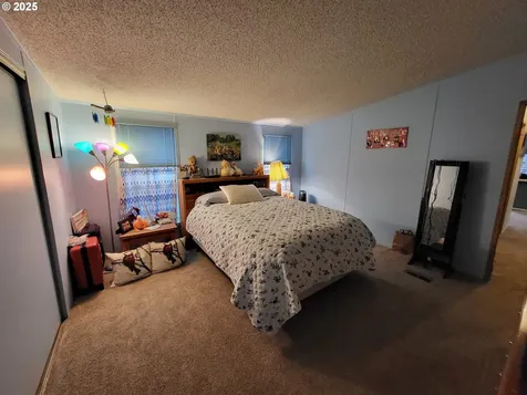 18485 SW Pacific Drive Tualatin OR 97062