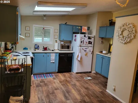18485 SW Pacific Drive Tualatin OR 97062