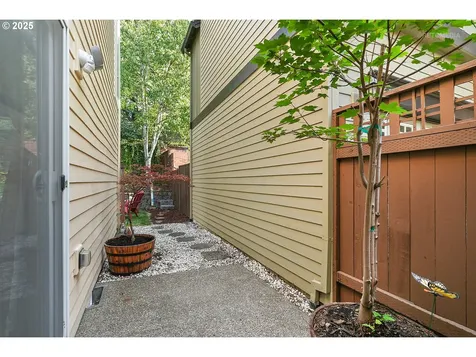 953 SE Albertine Street Hillsboro OR 97123