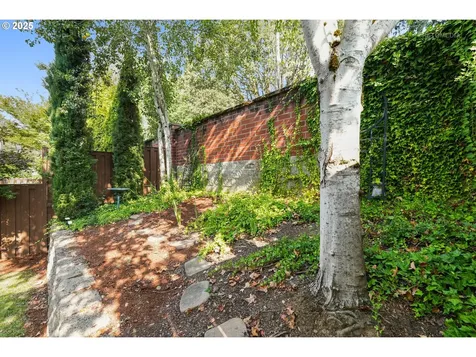 953 SE Albertine Street Hillsboro OR 97123