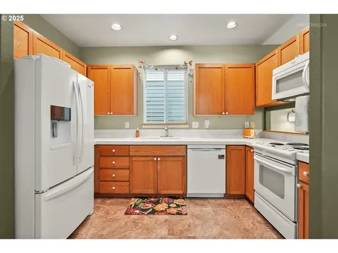 953 SE Albertine Street Hillsboro OR 97123