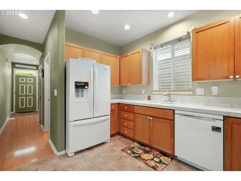953 SE Albertine Street Hillsboro OR 97123