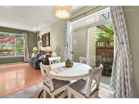 953 SE Albertine Street Hillsboro OR 97123