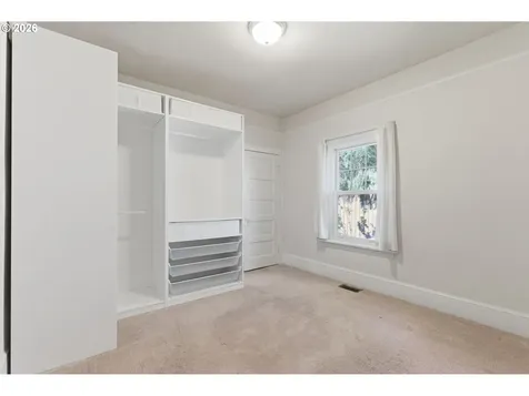 2310 SW Dolph Court Portland OR 97219