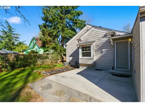 2310 SW Dolph Court Portland OR 97219
