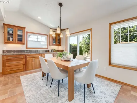 2125 NW Michelbook Lane Mcminnville OR 97128