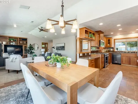 2125 NW Michelbook Lane Mcminnville OR 97128