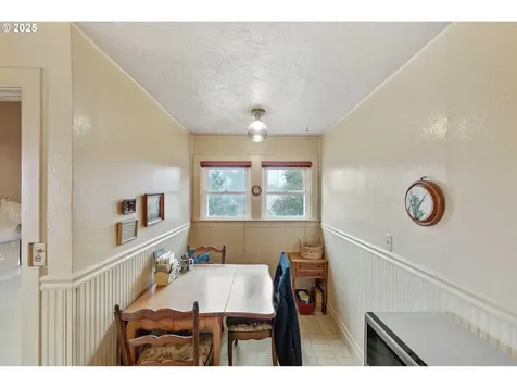 973 N Elliott Street Coquille OR 97423