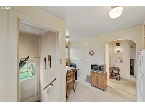 973 N Elliott Street Coquille OR 97423