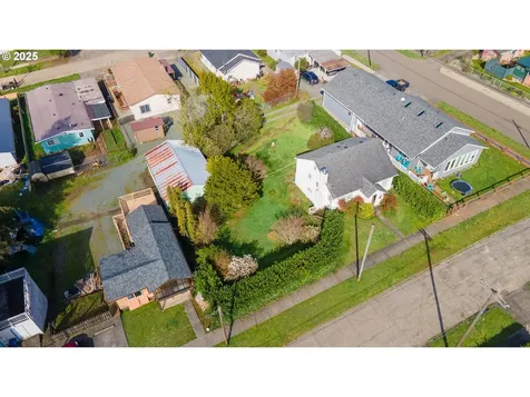 973 N Elliott Street Coquille OR 97423