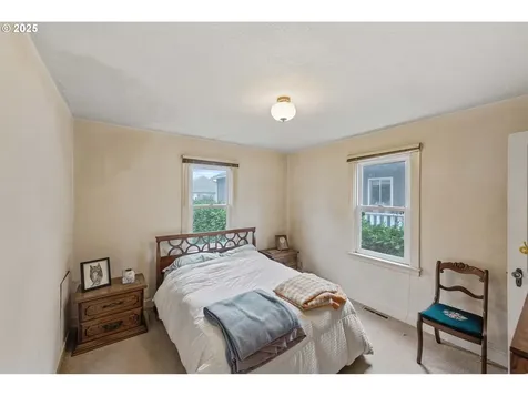973 N Elliott Street Coquille OR 97423