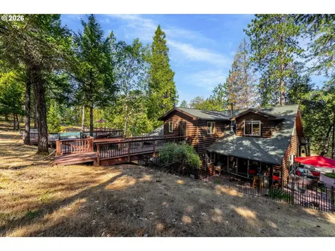 357 El Conejo Drive Grants Pass OR 97526