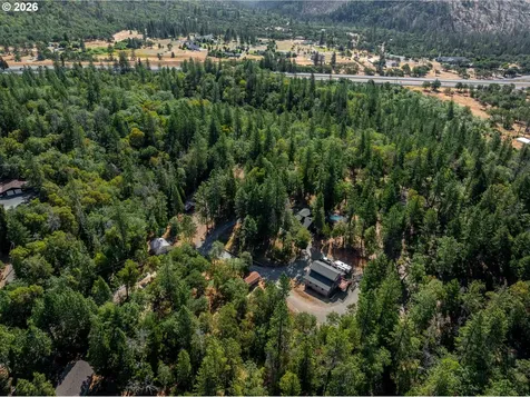 357 El Conejo Drive Grants Pass OR 97526