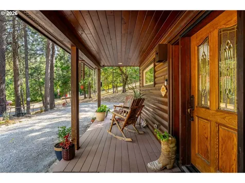357 El Conejo Drive Grants Pass OR 97526