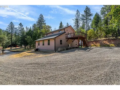357 El Conejo Drive Grants Pass OR 97526