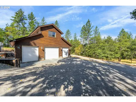 357 El Conejo Drive Grants Pass OR 97526