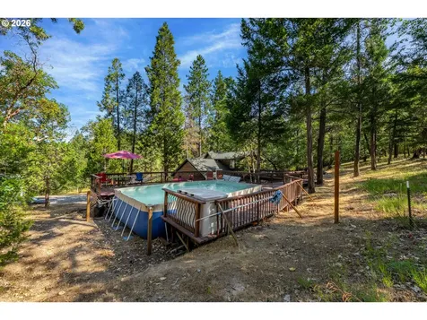 357 El Conejo Drive Grants Pass OR 97526