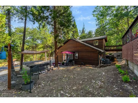 357 El Conejo Drive Grants Pass OR 97526