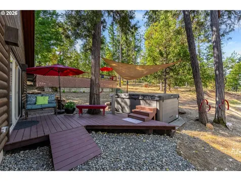 357 El Conejo Drive Grants Pass OR 97526