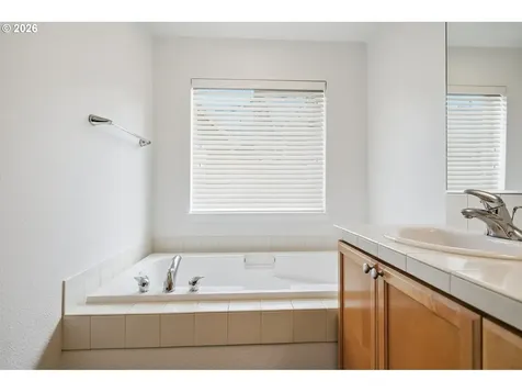1638 SW 173rd Terrace Beaverton OR 97003