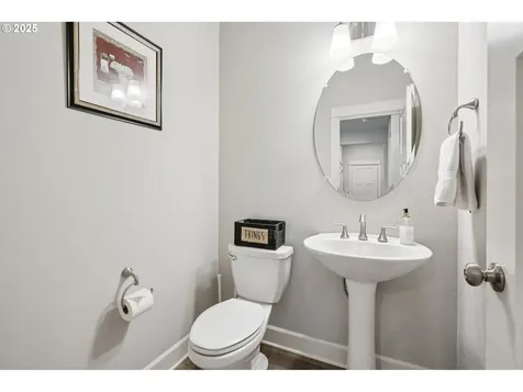 6247 SE Genrosa Street Hillsboro OR 97123