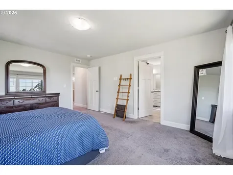 6247 SE Genrosa Street Hillsboro OR 97123