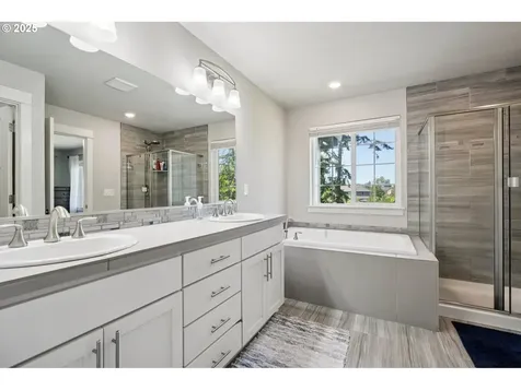 6247 SE Genrosa Street Hillsboro OR 97123