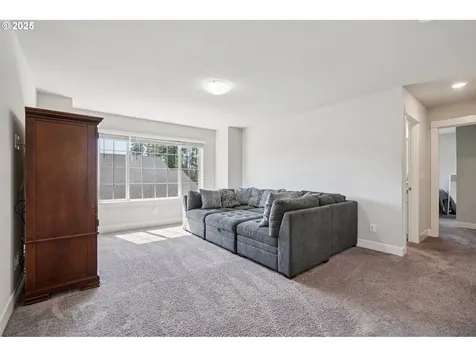 6247 SE Genrosa Street Hillsboro OR 97123