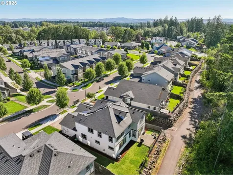 6247 SE Genrosa Street Hillsboro OR 97123