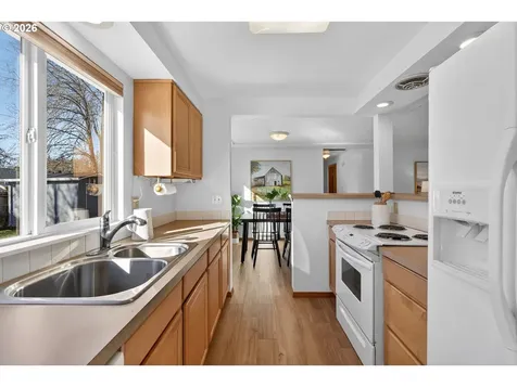 20019 SW Joann Court Beaverton OR 97003