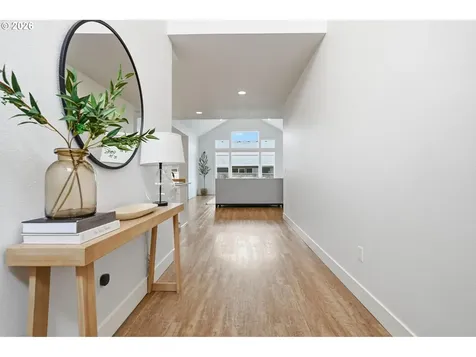 1474 Meadow Avenue Silverton OR 97381