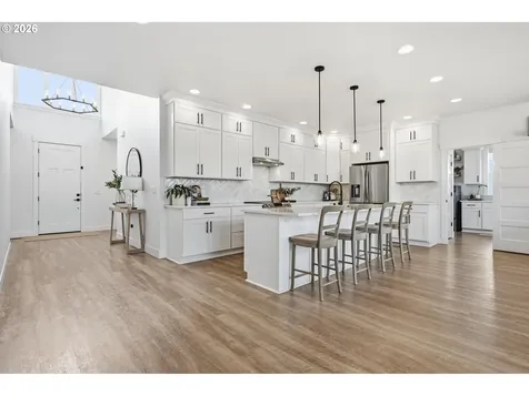 1474 Meadow Avenue Silverton OR 97381
