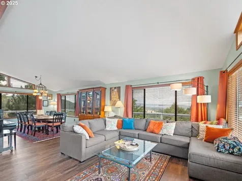 67852 Ruth Lane Cove OR 97824
