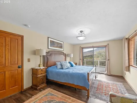 67852 Ruth Lane Cove OR 97824