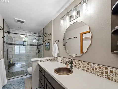 67852 Ruth Lane Cove OR 97824