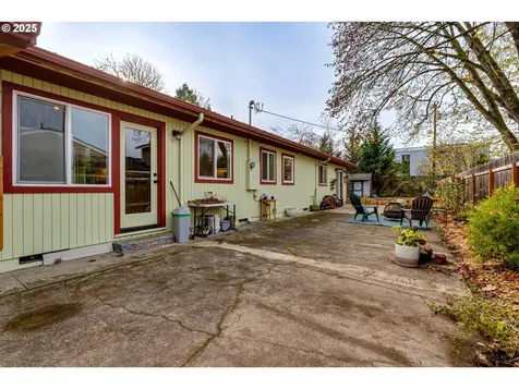 1410 Lake Drive Eugene OR 97404