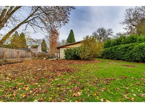 1410 Lake Drive Eugene OR 97404