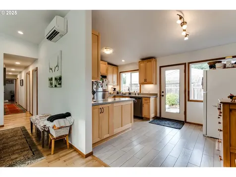 1410 Lake Drive Eugene OR 97404