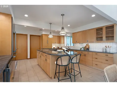 4486 SW Washouga Avenue Portland OR 97239