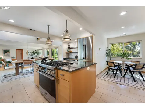 4486 SW Washouga Avenue Portland OR 97239