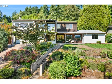 4486 SW Washouga Avenue Portland OR 97239